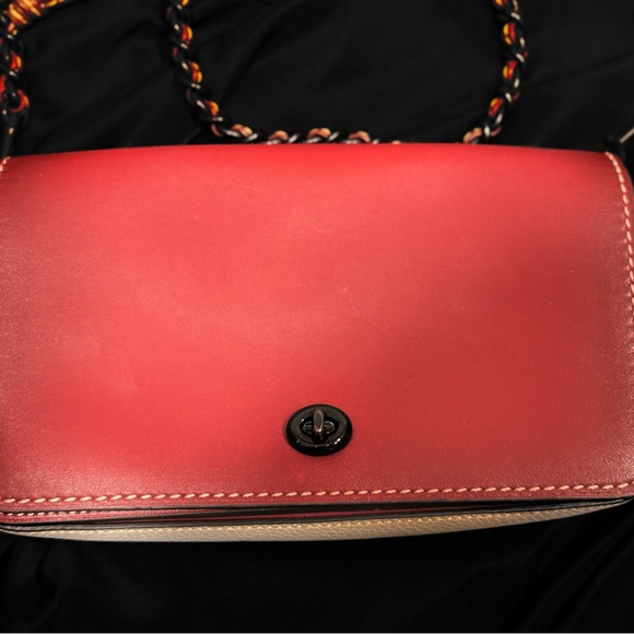 Coach 1941 Dinky 20215 Red & Ivory Turnlock Crossbody Woven Chain Link Strap - Picture 2 of 10